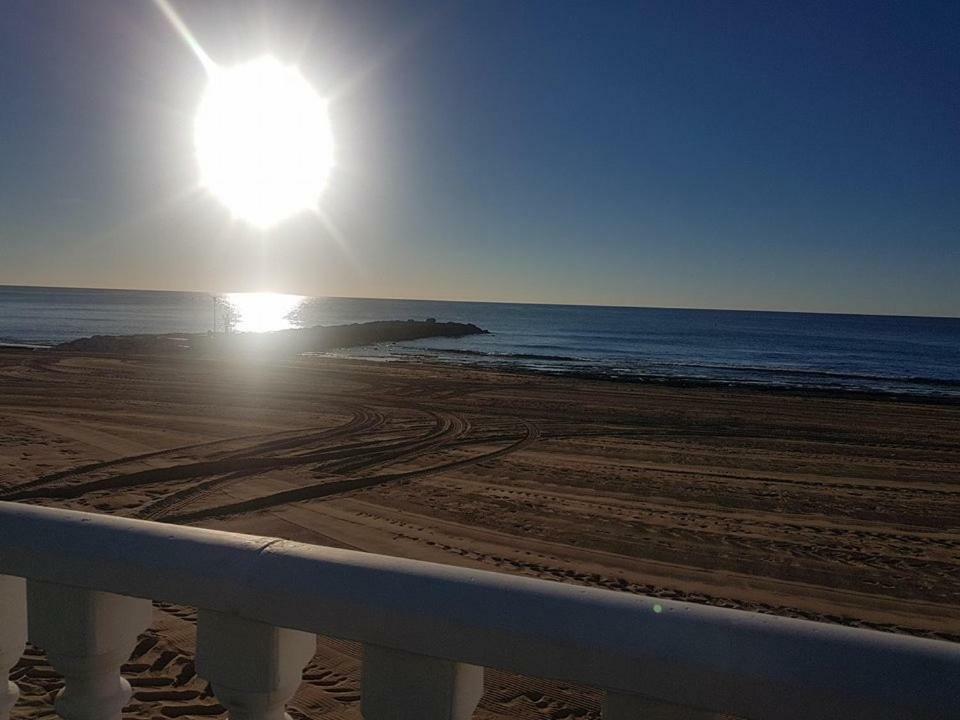 Palacio Del Mar, Beach, Sea View, Pool Lejlighed Torrevieja Eksteriør billede